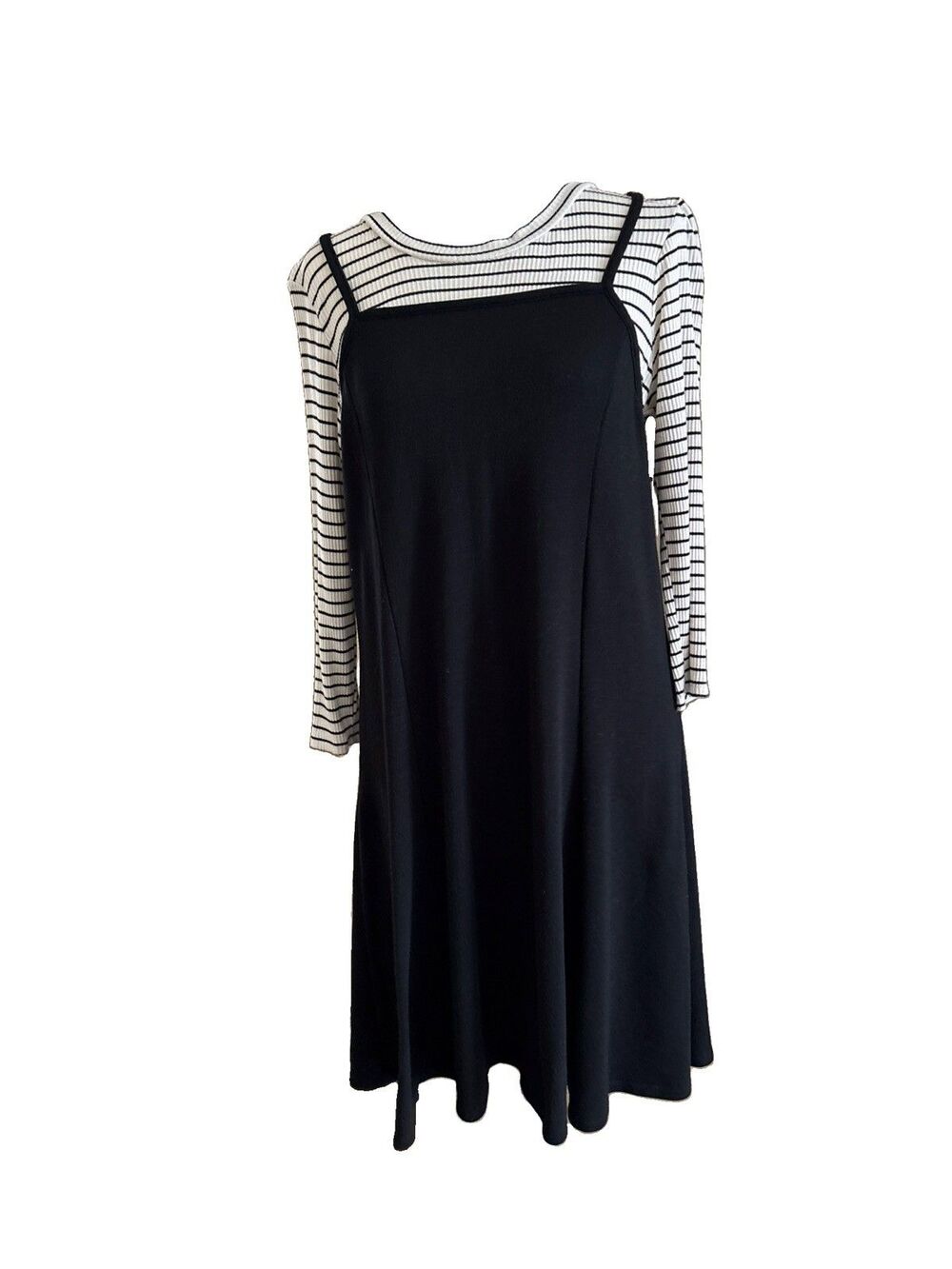 Girl’s Xhiliration Size XL 14/16 Black And White Knee Length Dress